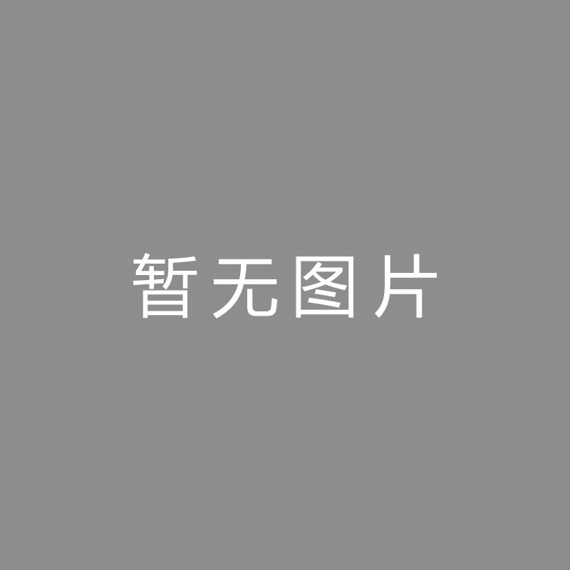 🏆拍摄 (Filming, Shooting)觉悟挺高？阿莫林：作为曼联主帅输这么多比赛有点尴尬，球队在我手下没进步